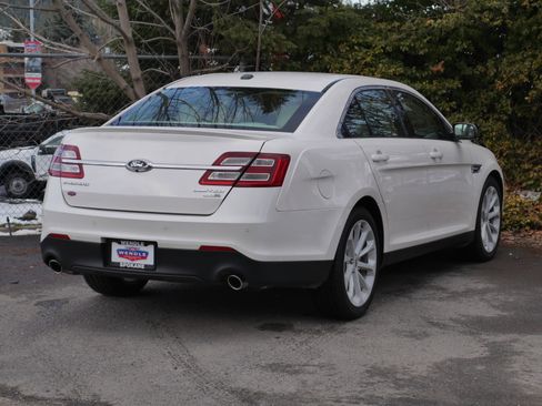 Used 2017 Ford Taurus Limited image 26