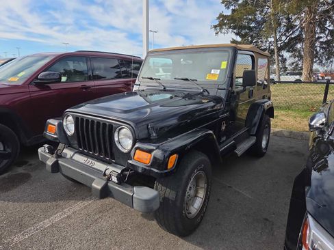 Used 2002 Jeep Wrangler Sahara image 8