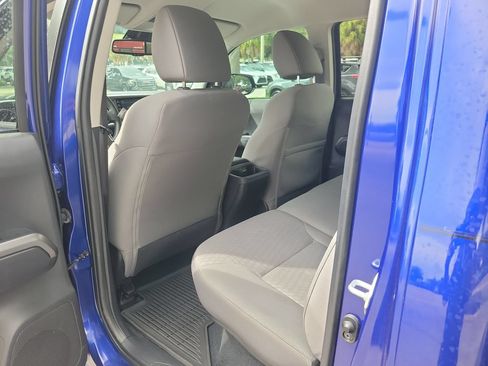 Used 2022 Toyota Tacoma SR5 RWD image 9