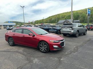 Used 2025 Chevrolet Malibu RS FWD video 1
