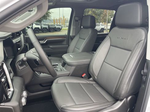 New 2026 GMC Sierra 3500 Denali w/ Denali Reserve Package image 55