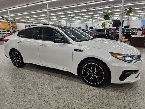 Used 2020 Kia Optima SX FWD image 4