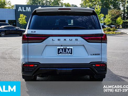 Used 2023 Lexus LX 600 4WD w/ Interior Upgrade Package image 11