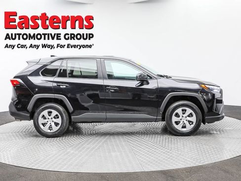 Used 2024 Toyota RAV4 LE image 4