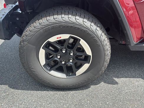 Used 2021 Jeep Wrangler Unlimited Rubicon AWD/4WD image 6
