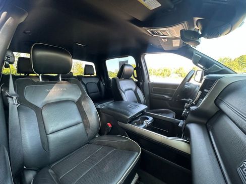 Used 2024 RAM 1500 Laramie image 22