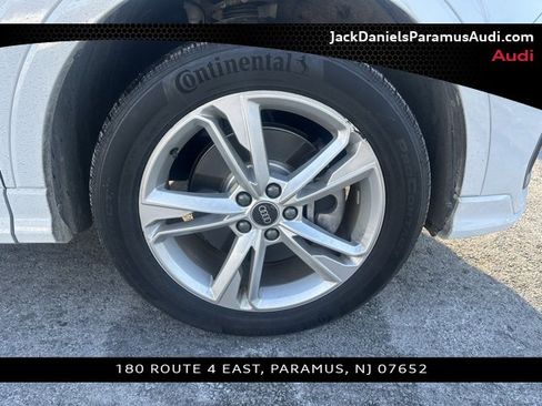 Used 2023 Audi Q3 2.0T Premium Plus w/ Premium Plus Package image 18