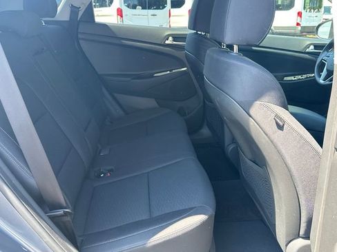 Used 2019 Hyundai Tucson Value FWD image 17
