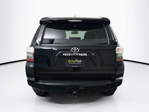 Used 2018 Toyota 4Runner SR5 image 7