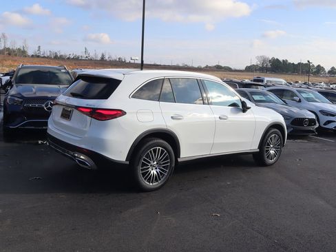 New 2026 Mercedes-Benz GLC 300 4MATIC image 3