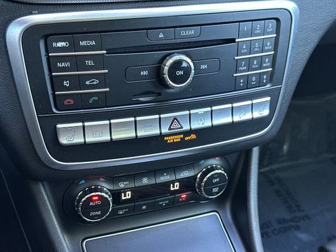 Used 2020 Mercedes-Benz GLA 250 4MATIC image 17