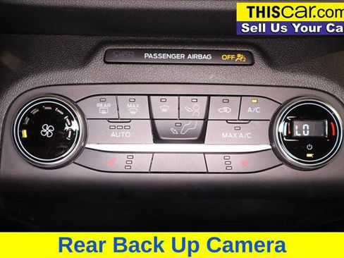 Used 2020 Ford Escape SE image 14