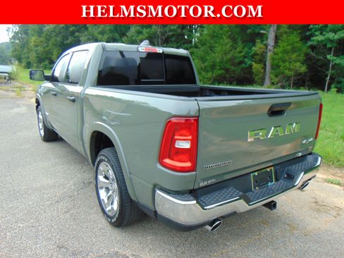 Certified 2026 RAM 1500 Big Horn AWD/4WD image 8