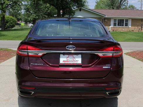 Used 2017 Ford Fusion SE w/ Equipment Group 201A AWD/4WD image 8