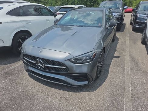 Used 2025 Mercedes-Benz C 300 4MATIC Sedan image 2