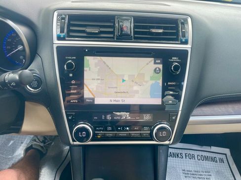 Used 2018 Subaru Outback 3.6R Limited AWD/4WD image 15