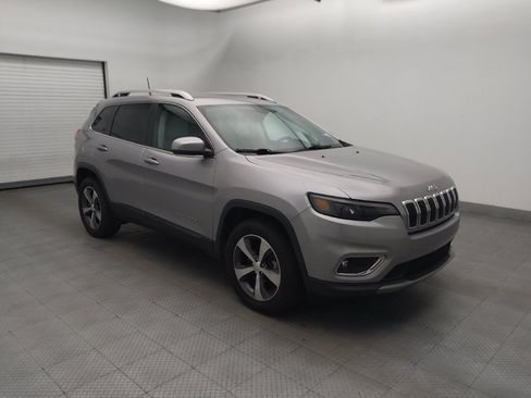 Used 2019 Jeep Cherokee Limited AWD/4WD image 11
