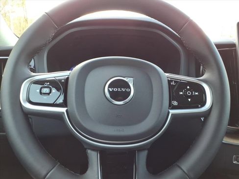 New 2026 Volvo XC60 B5 Plus w/ Protection Package Premier image 22