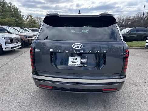 New 2026 Hyundai Palisade Limited FWD image 6