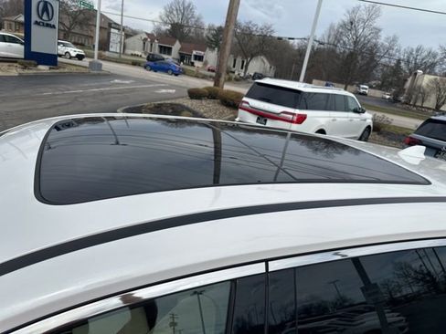 Used 2026 Acura MDX w/ Technology Package image 7