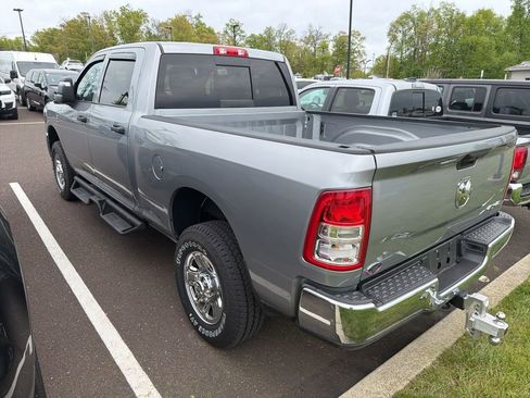 Used 2024 RAM 2500 Tradesman w/ Chrome Appearance Group AWD/4WD image 3
