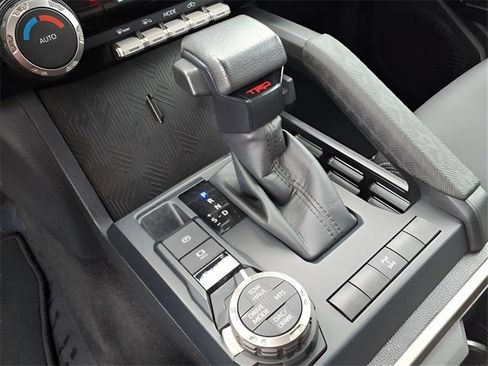 Used 2024 Toyota Tacoma TRD Sport image 13