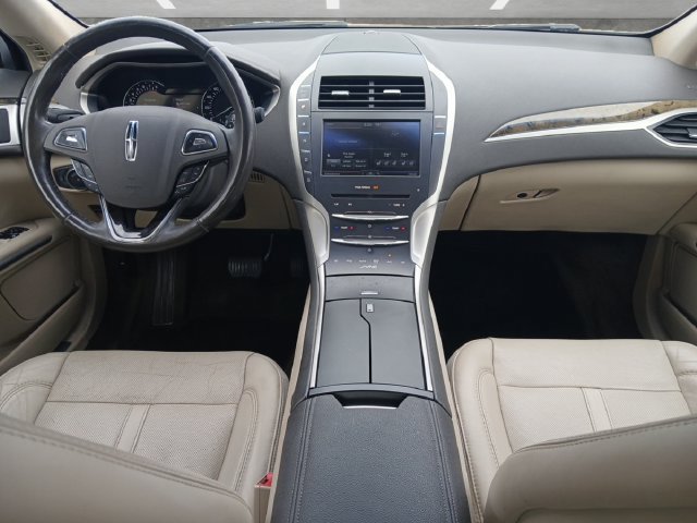 Used 2016 Lincoln MKZ w/ Equipment Group 300A Reserve FWD image 21