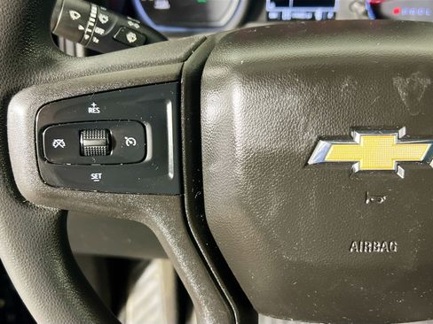 Used 2020 Chevrolet Silverado 1500 Custom w/ Custom Value Package AWD/4WD image 18