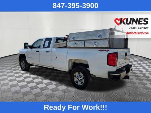 Used 2019 Chevrolet Silverado 2500 W/T w/ WT Convenience Package image 3