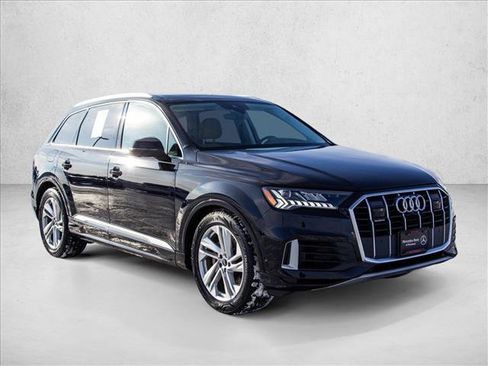 Used 2021 Audi Q7 3.0T Prestige w/ Prestige Package image 3