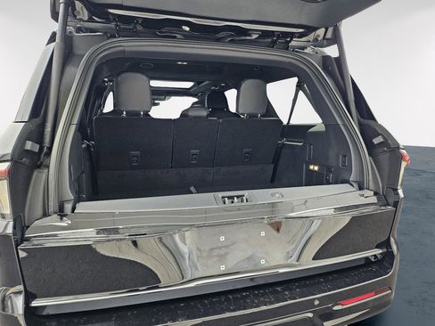 New 2025 Lincoln Navigator L Black Label image 26