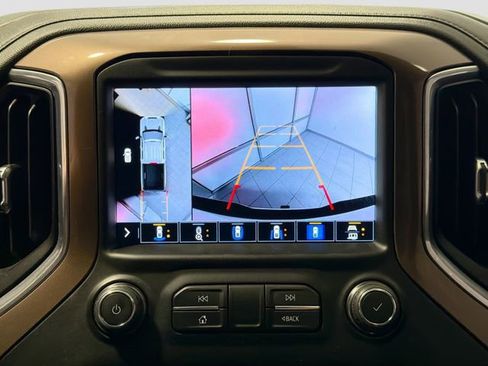 Certified 2021 Chevrolet Silverado 2500 High Country w/ Z71 Off-Road Package image 13