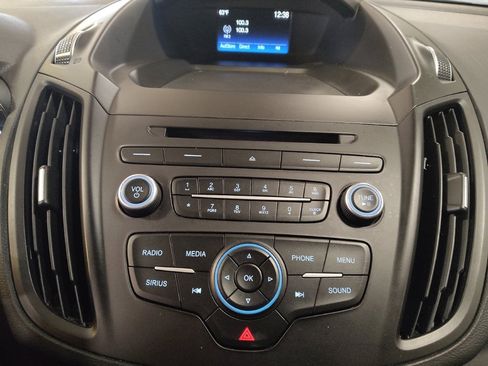 Used 2018 Ford Escape SE image 25