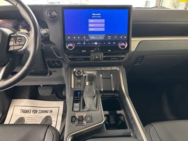 Used 2024 Lexus GX 550 w/ Cold Area Package AWD/4WD image 11