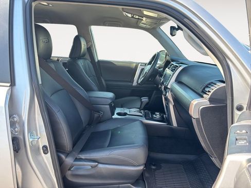 Used 2022 Toyota 4Runner TRD Sport image 10