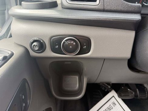 Used 2020 Ford Transit 250 148 High Roof Extended image 22