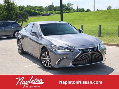 Used 2021 Lexus ES 350 w/ Accessory Package 2