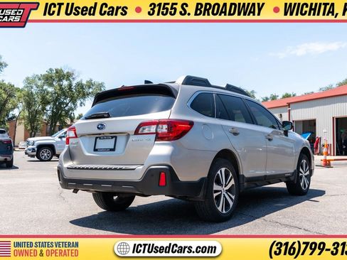 Used 2018 Subaru Outback 2.5i Limited AWD/4WD image 6