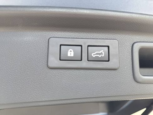 Used 2023 Subaru Forester Touring AWD/4WD image 26