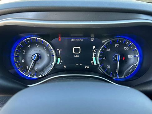 New 2026 Chrysler Voyager LX image 28