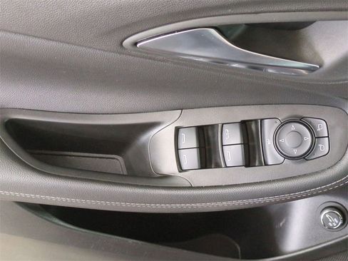 Used 2023 Buick Encore GX Select w/ Sport Touring Package image 15