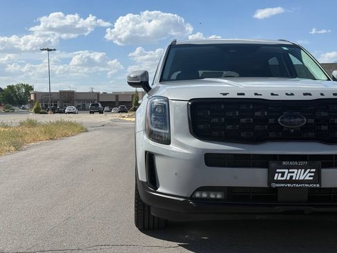 Used 2021 Kia Telluride SX w/ SX Prestige Package AWD/4WD image 4