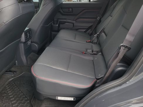 Used 2025 Toyota 4Runner TRD Pro AWD/4WD image 8