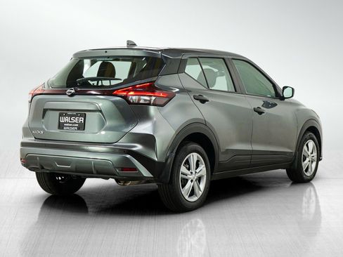 Used 2024 Nissan Kicks S FWD image 5