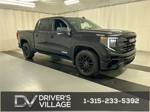 Used 2023 GMC Sierra 1500 Elevation image 1
