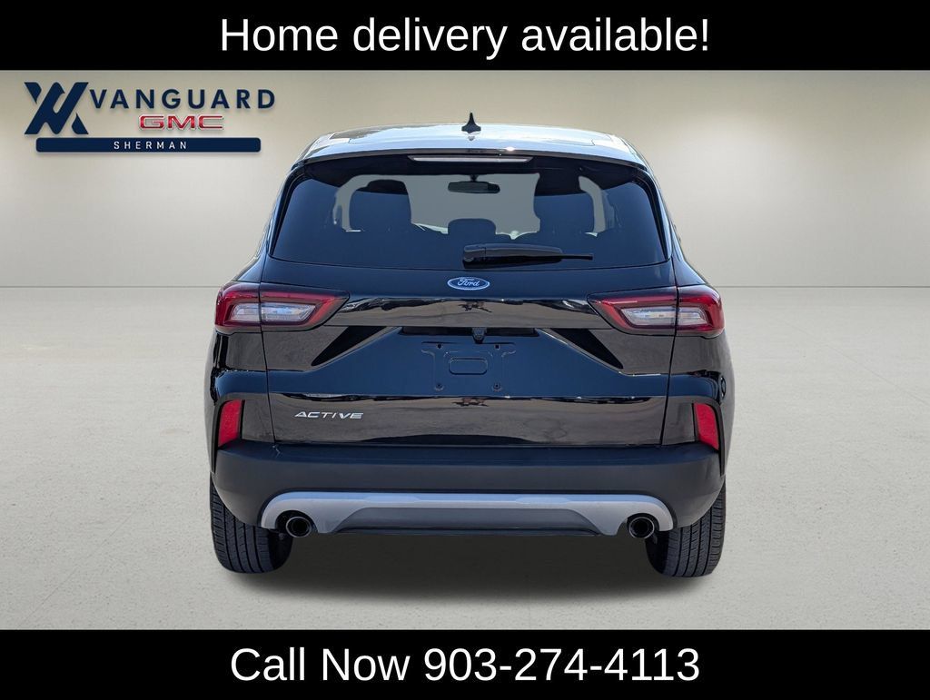Used 2025 Ford Escape Active AWD/4WD image 6