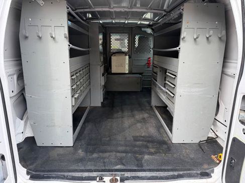 Used 2013 Ford E-250 and Econoline 250 w/ PWR Group RWD image 28