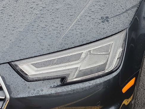 Used 2017 Audi A4 2.0T Premium Plus w/ Premium Plus Package image 9