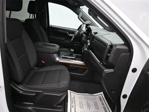 Used 2022 Chevrolet Silverado 1500 LT Trail Boss image 7