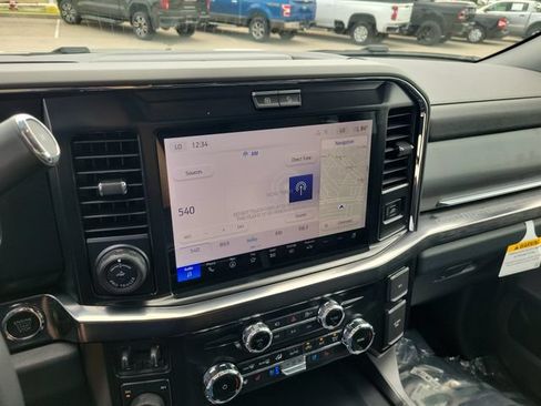 New 2026 Ford F250 Lariat w/ Black Appearance Package AWD/4WD image 27